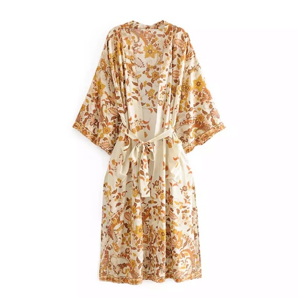Tops - Retro Boho 70’s Style Vintage Floral Kimono Duster